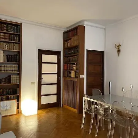 Apartment Quirinale Two Bedroom House